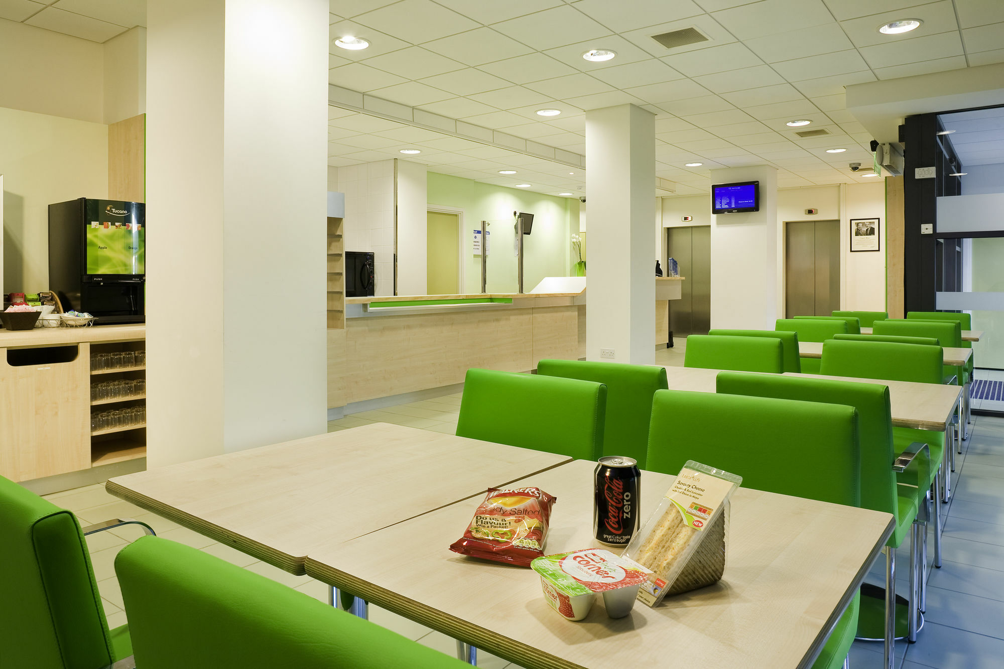 Ibis Budget Birmingham Airport Terminal Building - Nec Bickenhill Kültér fotó
