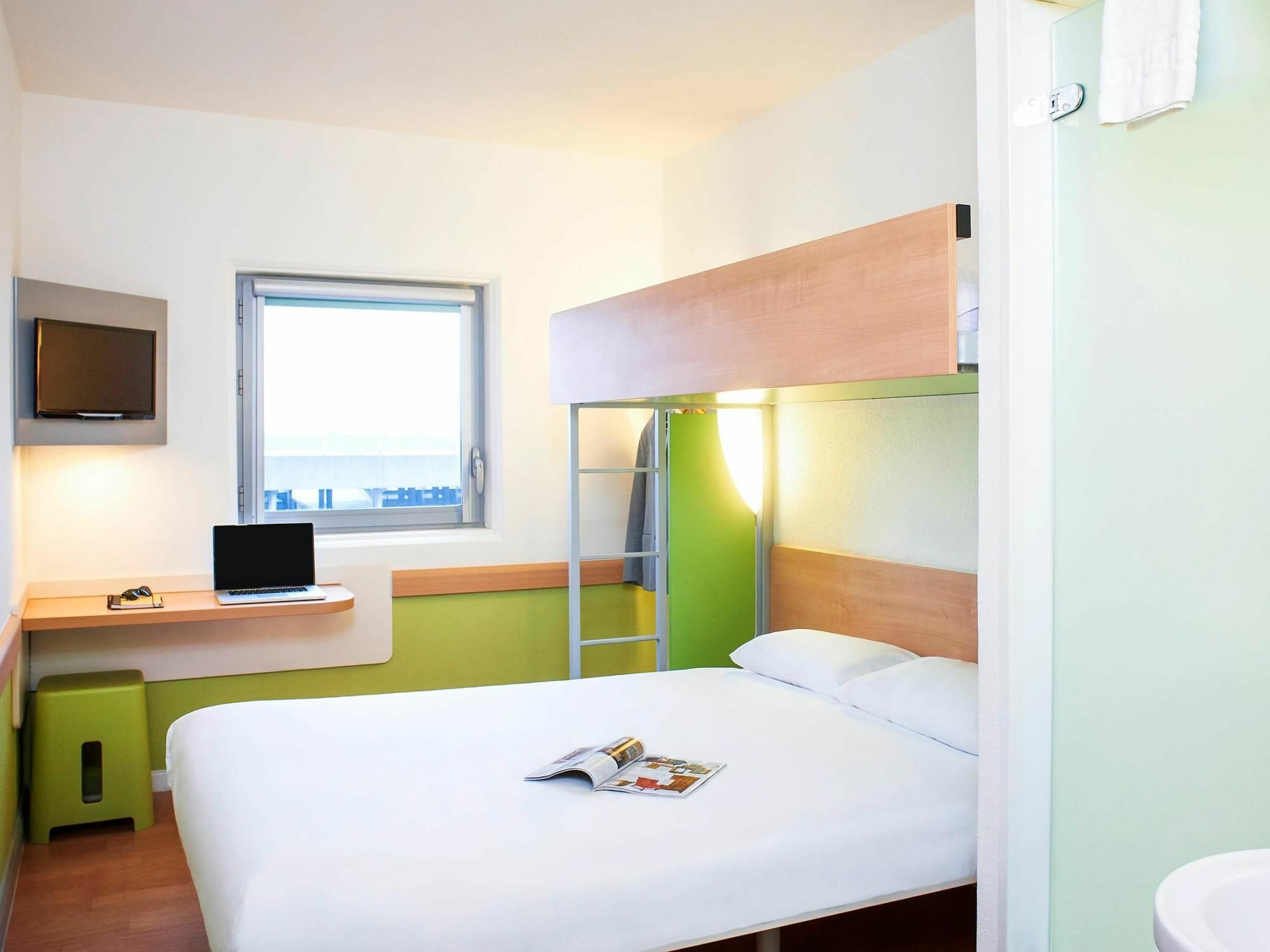 Ibis Budget Birmingham Airport Terminal Building - Nec Bickenhill Kültér fotó